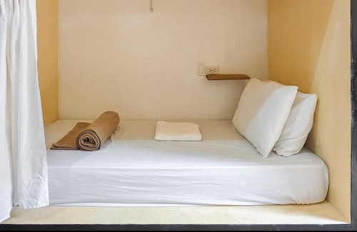 Catangnan Hostel | Lexias Hostel and Workspace - Siargao