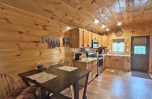 Whittier Cabin | Leyland Little Cabin