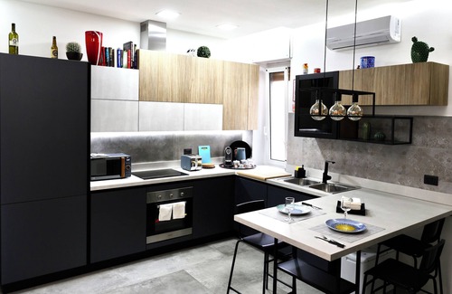 Rondinella - Baraggia - Restellone Apartment | LH89 DESIGN APT, 30 MIN TO DUOMO