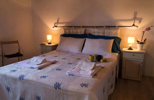 San Pantaleo Apartment | Li Cimi