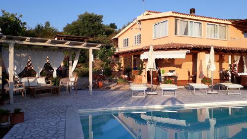 Buddittogliu Straulas House | Li Muntigeddi