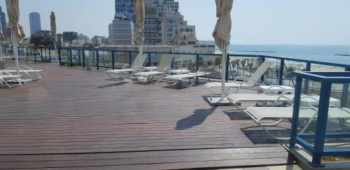 Kerem HaTeimanim Apartment | Liber Tel Aviv Sea Shore Suites BY RAPHAEL HOTELS