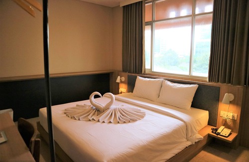 Melawai Hotel | Liberta Hub Blok M Jakarta