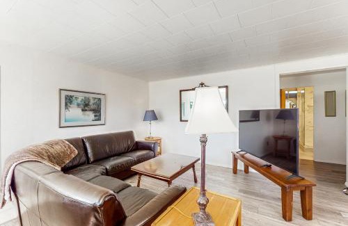 Poulsbo House | Liberty Bay Hideaway