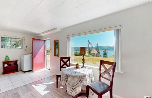 Poulsbo House | Liberty Bay Hideaway