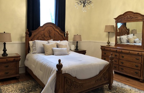 Thompson's Station Other | Liberty Farm - Historic farm house w/pool; sleeps 7