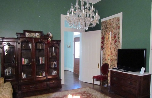 Natchitoches Bed & Breakfast | Library Suite - Elite Suite