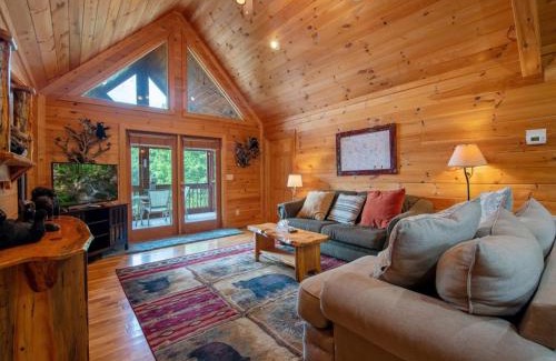 Mineral Bluff House | License 2 Chill