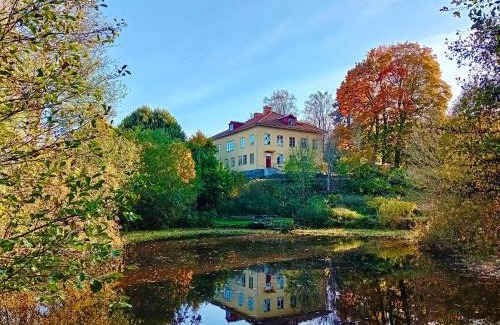 Vimmerby Municipality Bed & Breakfast | Lidhem herrgård. Bed & Breakfast och mindre lägenheter
