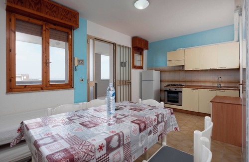 Lido Adriano Apartment | Lido Adriano apartment by the sea