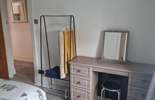 Largs Apartment | Lido Bay nGround Floor Apartment nClose to Beach Front