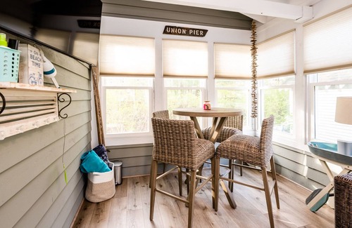 Union Pier Cottage | Lido Cottage - Gorgeous Union Pier Home, Private Hot Tub and Association Pool! 2