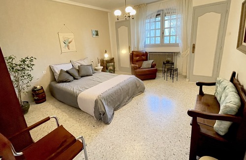 Montferrier-sur-Lez Villa | Lieu Atypique à Centretoi