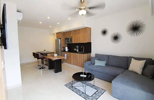 Bucerias Apartment | LIFE BUCERIAS 402 APT just one block on the beach in Golden zone