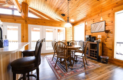 Staunton Cabin | Life is better at the Cabin