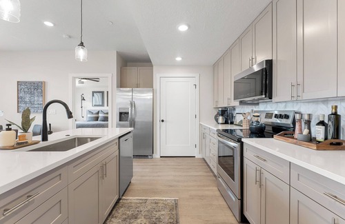 St. George Condo | Life is Good: Desert Color Lagoon + Beaches