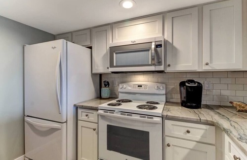 Amelia City Condo | Life Is Swell | Oceanfront, Pool, & Tennis