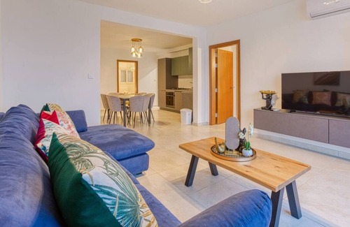 St. Paul's Bay Apartment | Life on Water’s Edge with unique views, St. Paul’s