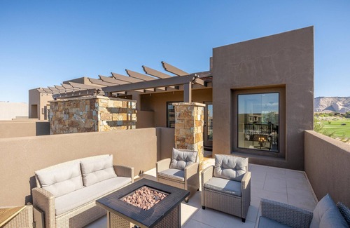 St. George Villa | Life's Good