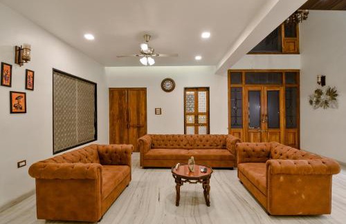 Lonavala Villa | Lifeline Villas - Luxurious Taraangan 4 Mountain View Villa With Biggest Pool And Huge Open Area