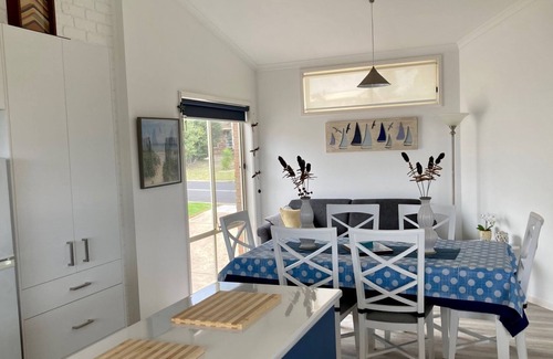 Tura Beach Apartment | Lifes A Beach - Pet Friendly!