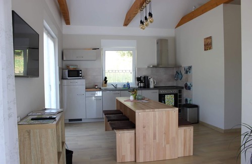 Muldestausee Apartment | Lifestyle Ferienhaus, 80qm, 2 Schlafzimmer, 1 Wohnküche, Terrasse, max. 4 Personen
