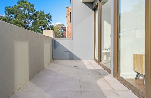 Newcastle Apartment | Lifestyle Location - WIFI Included