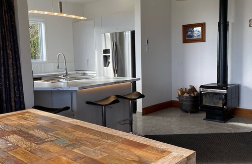 Tata Beach House | Ligar bay Cottage of Golden Bay
