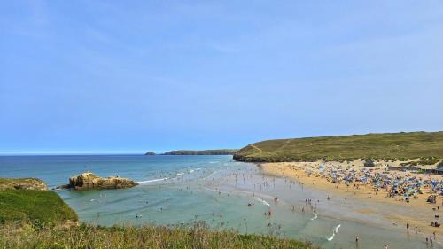Perranporth House | Ligger View