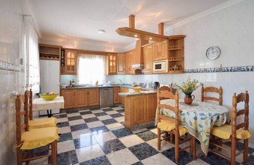 Benamargosa Villa | Light and bright Modern Mediterranean style detached villa in Los Romanes