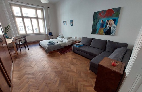 Vinohrady Apartment | Light and welcoming 2-bedroom apartment in the heart of Prague