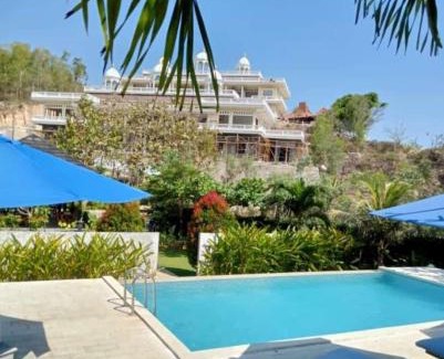 Wonosari Resort | Light Blue Villa