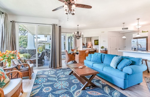 Princeville Condo | Light-filled condo with golf & mountain views, hot tub, outdoor pool & gym
