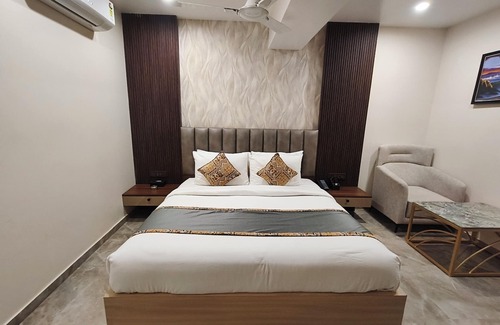 Hubli Hotel | Light House Suites Hubballi
