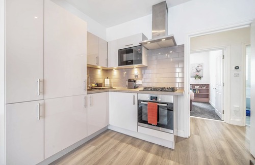 Pembridge Apartment | Light & Modern 2-Bed Notting Hill Apartment