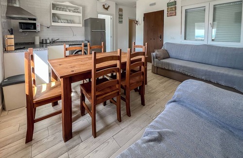 Bolonia Apartment | Lightbooking Carpe Diem 2 dormitorios