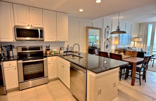 Gulf Shores Condo | Lighthouse 1208 ~ In/Outdoor Pools, Hot Tub, Sauna, Fitness Room + $400 in FREE Activities Daily