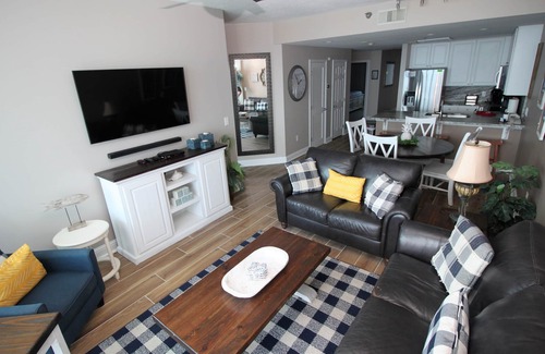 Gulf Shores Condo | Lighthouse 1812 - Newly Remodeled Master Bath!