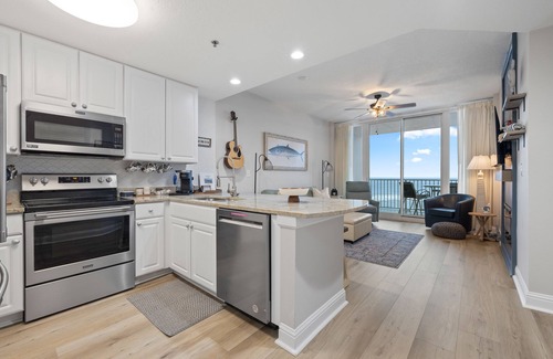 Ono Island Condo | Lighthouse 703 "Sea Haven" Beachfront condo with huge balcony!