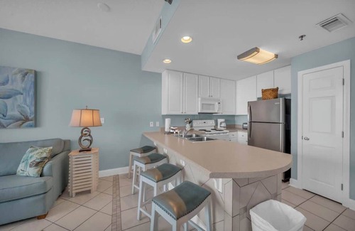 Gulf Shores Condo | Lighthouse 716 Breezy Coastal Escape Laid Back Fun