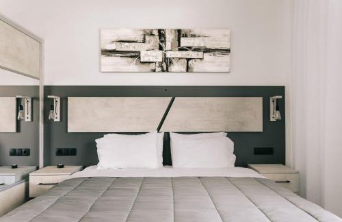 Stoupa Apartment | Lighthouse Apartments