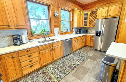 Carrabelle House | Lighthouse Beach is located on Carrabelle Beach! Beautiful Sunrises and Sunsets