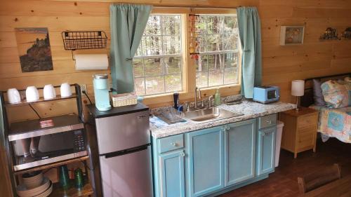 Bass Harbor House | Lighthouse Cabins Maine