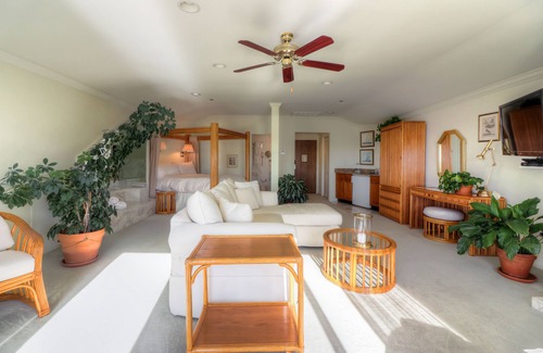 Midtown Ocean City Hotel | Lighthouse Club Hotel