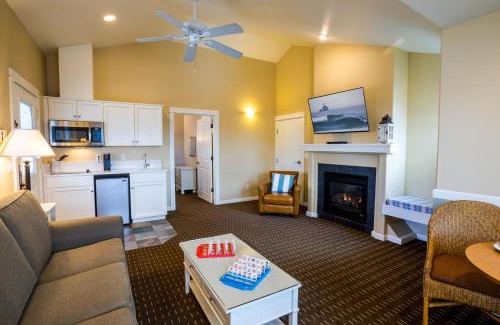 Downtown Cannon Beach Hotel | Lighthouse Inn