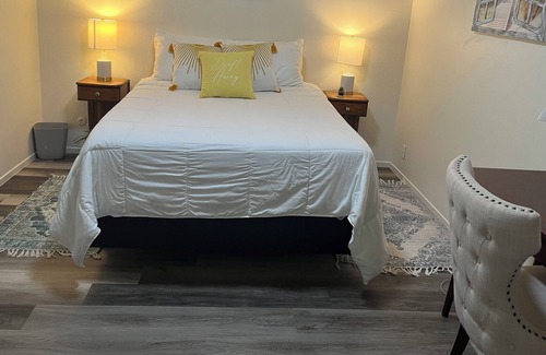 Lemoore Apartment | Lighthouse Inn