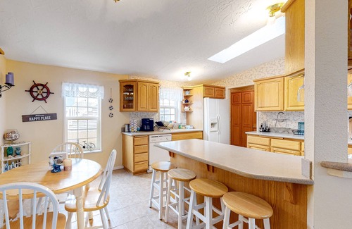 Nelscott House | Lighthouse-Inspired Home w/Ocean Views, Gas Fireplace, Fast WiFi - 2 Dogs OK