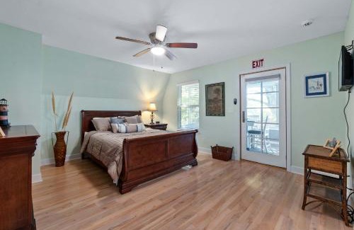 St. Augustine House | Lighthouse Loft l Marshfront l Walk to Downtown
