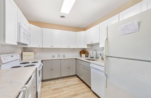 Caine Woods Condo | Lighthouse Point Villas, North Ocean City