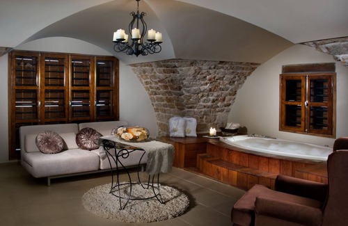 Acre Old City Apartment | Lighthouse suite